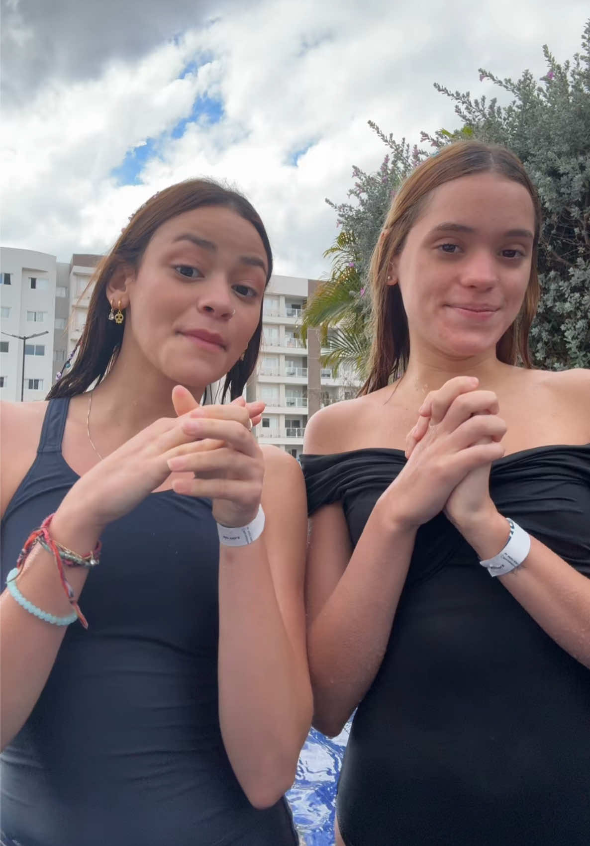 @Millena e Manu Maia
