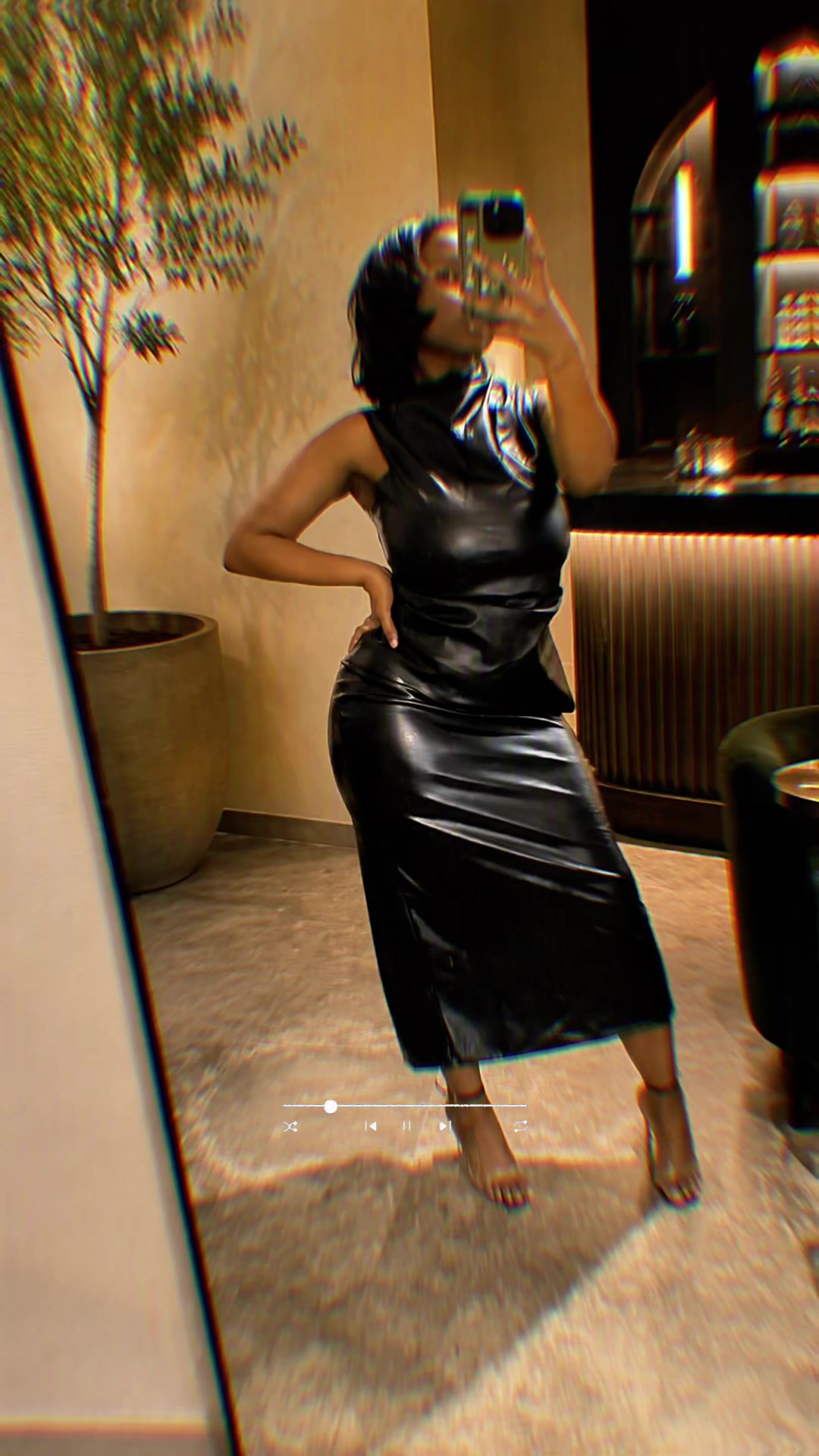 @Chancellorette_