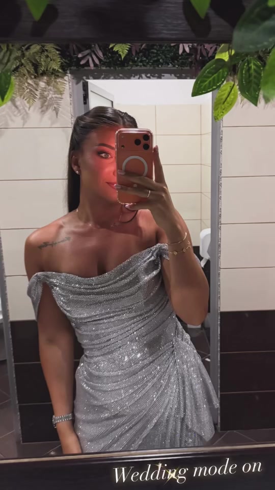 @Fustanemeqera_besa_xheni