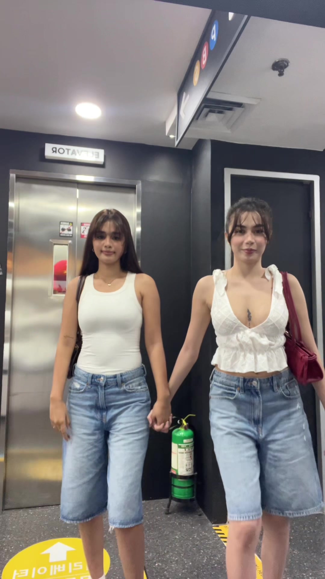 @asiaaaaa