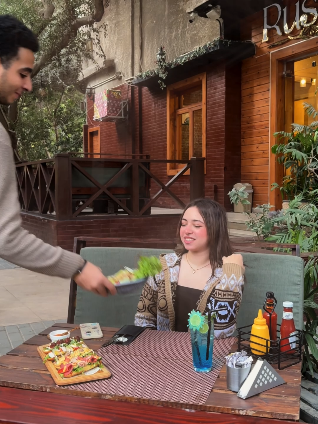 @Rustic Cafe & Restaurant