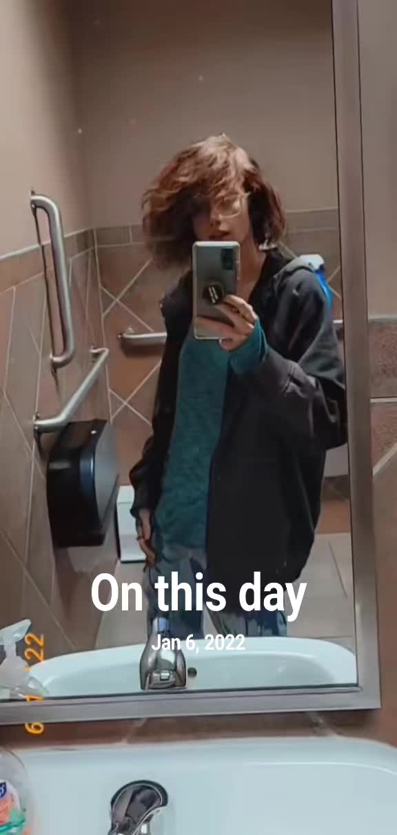 @Aurora Lyra