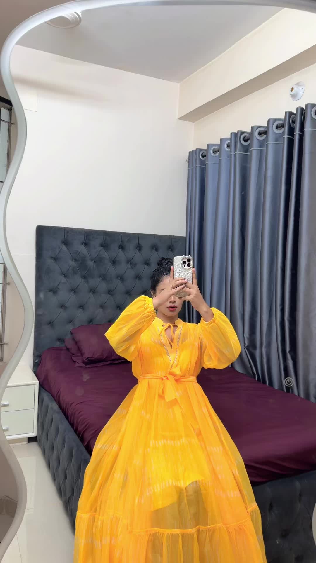 @tahi_smiling_girl