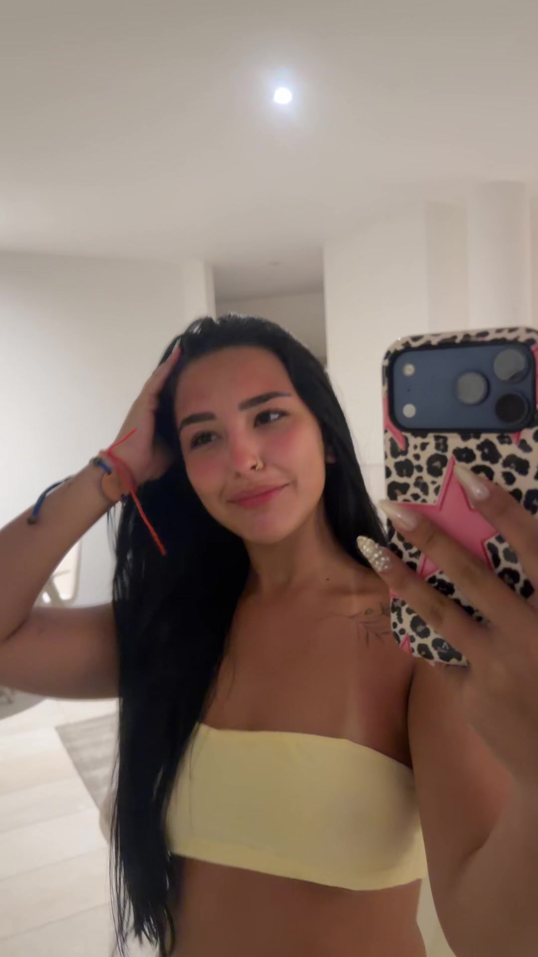 @thatafreitas