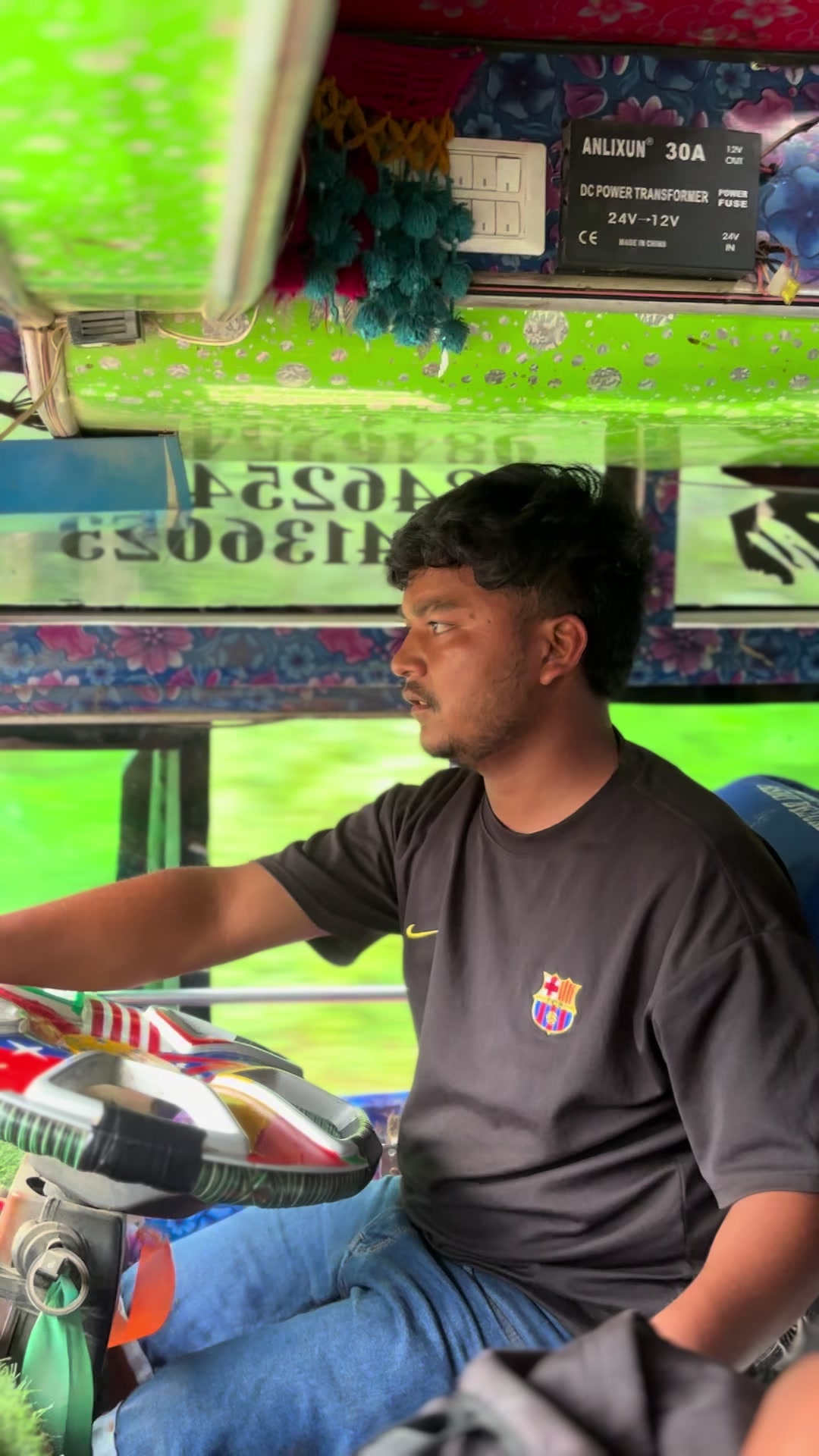 @Chinyeu Malai 🙄