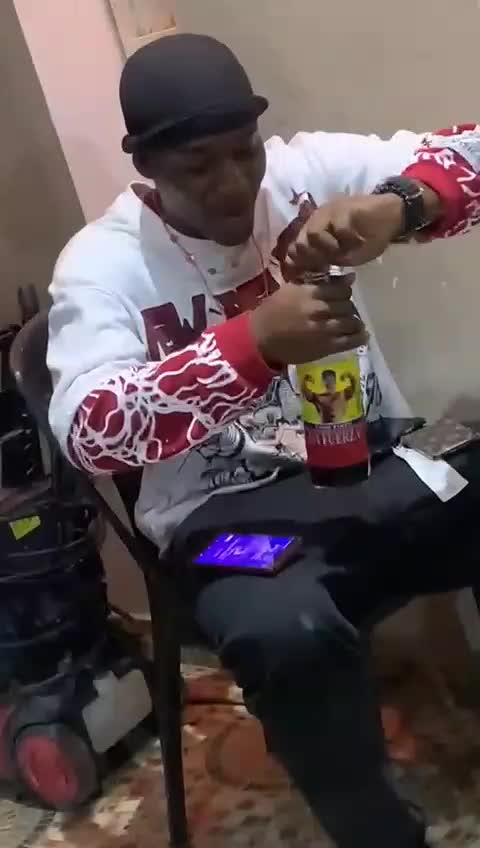 @𝓐𝓷𝓭𝓲🤴🏽