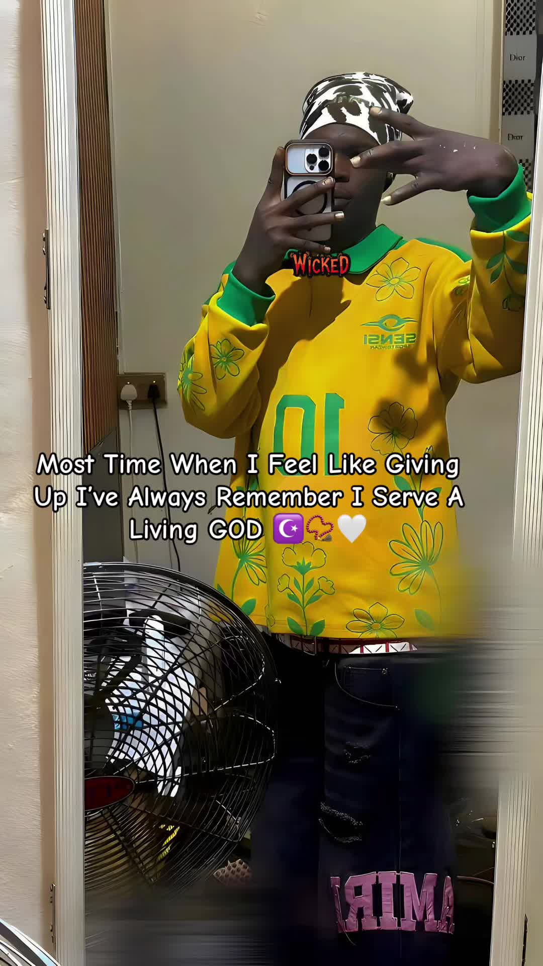 @Him 🪖🌴