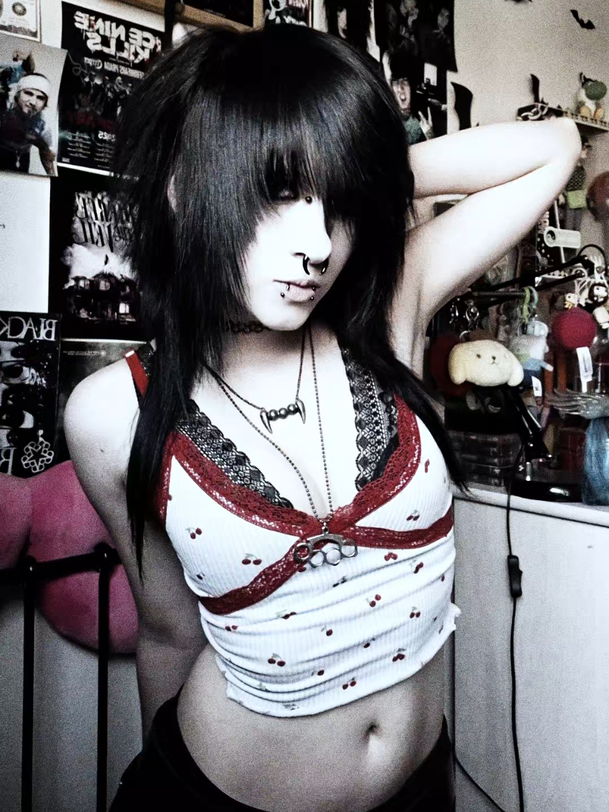 @☣︎ 𝔇𝔢𝔞𝔡𝔙𝔞𝔪𝔭 ☣︎
