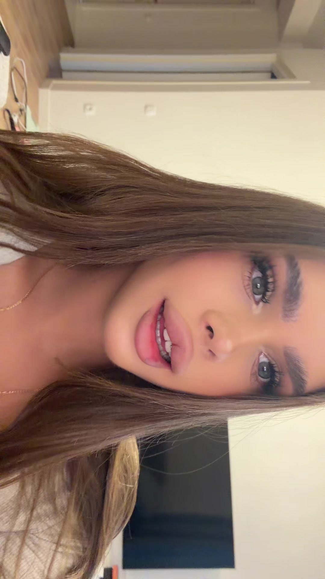 @Legalnaja