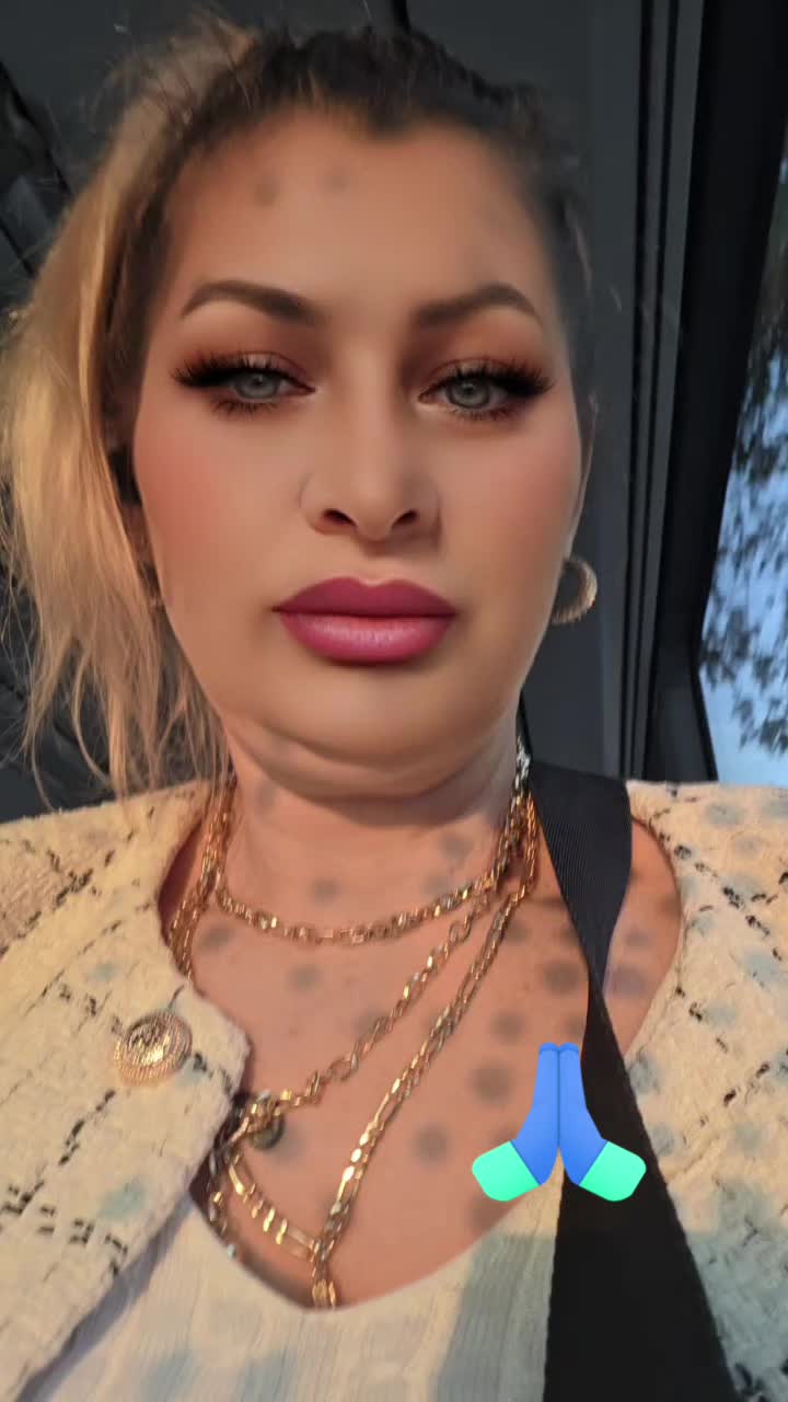 @Șefa Blondy🥰