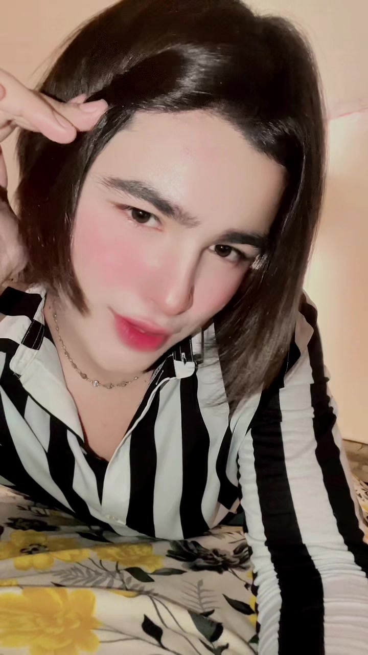 @Fadii Khan🥀🇦🇪🥵