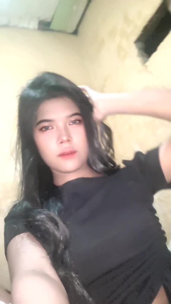 @putricempreng_06