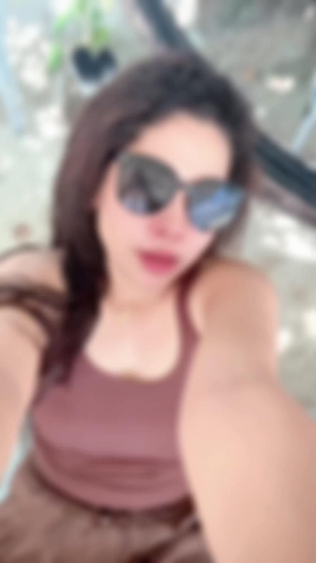@JhanninePh
