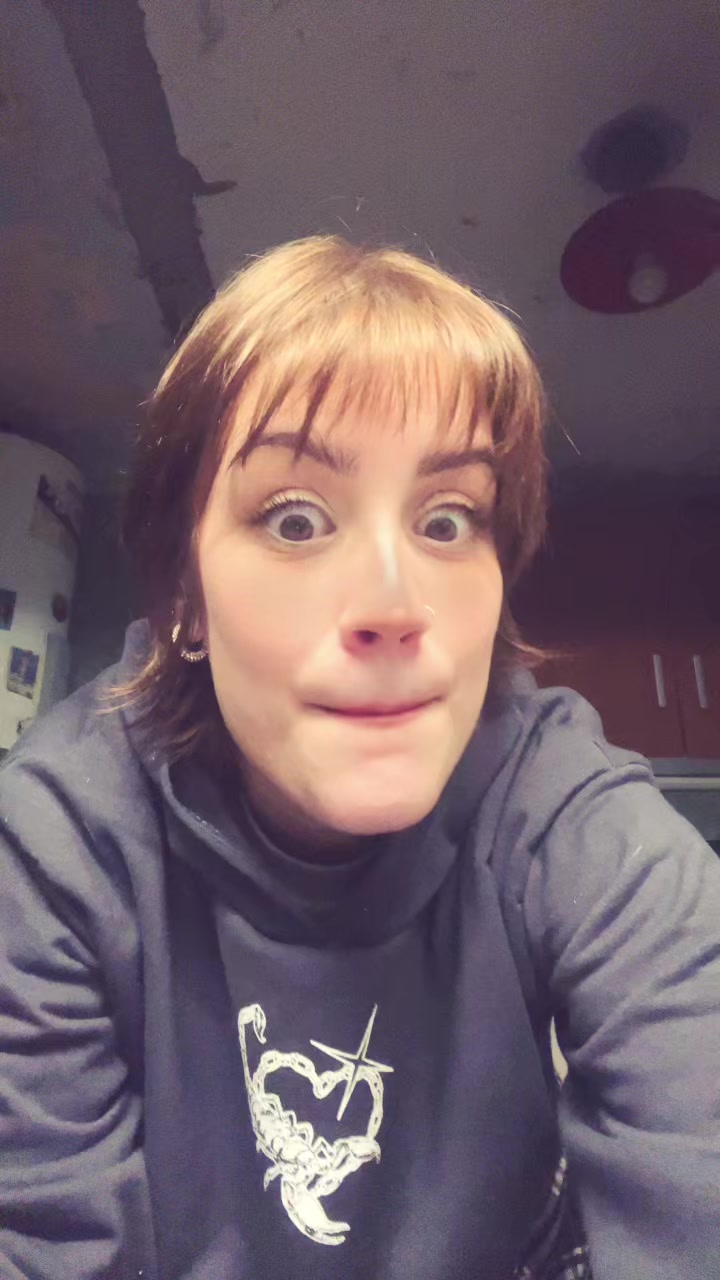 @lolalolita
