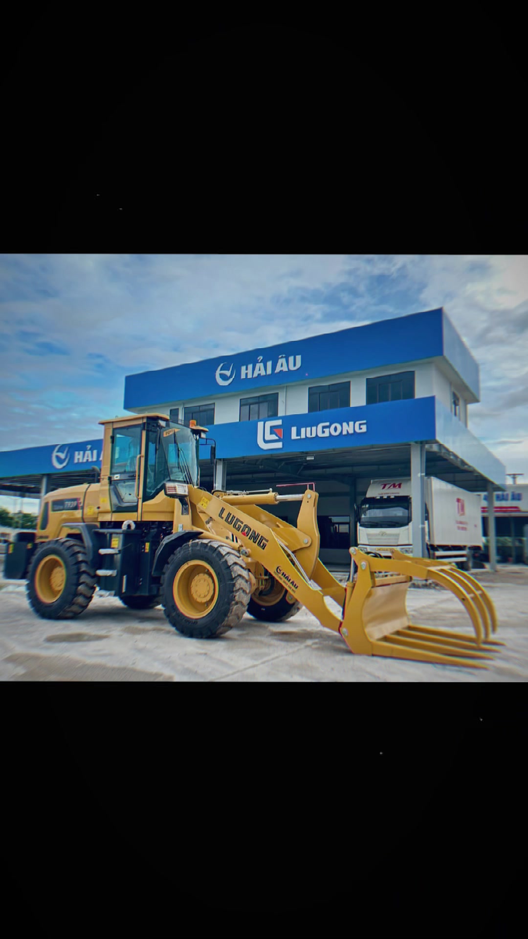@M&aacute;y x&uacute;c lật LuGong