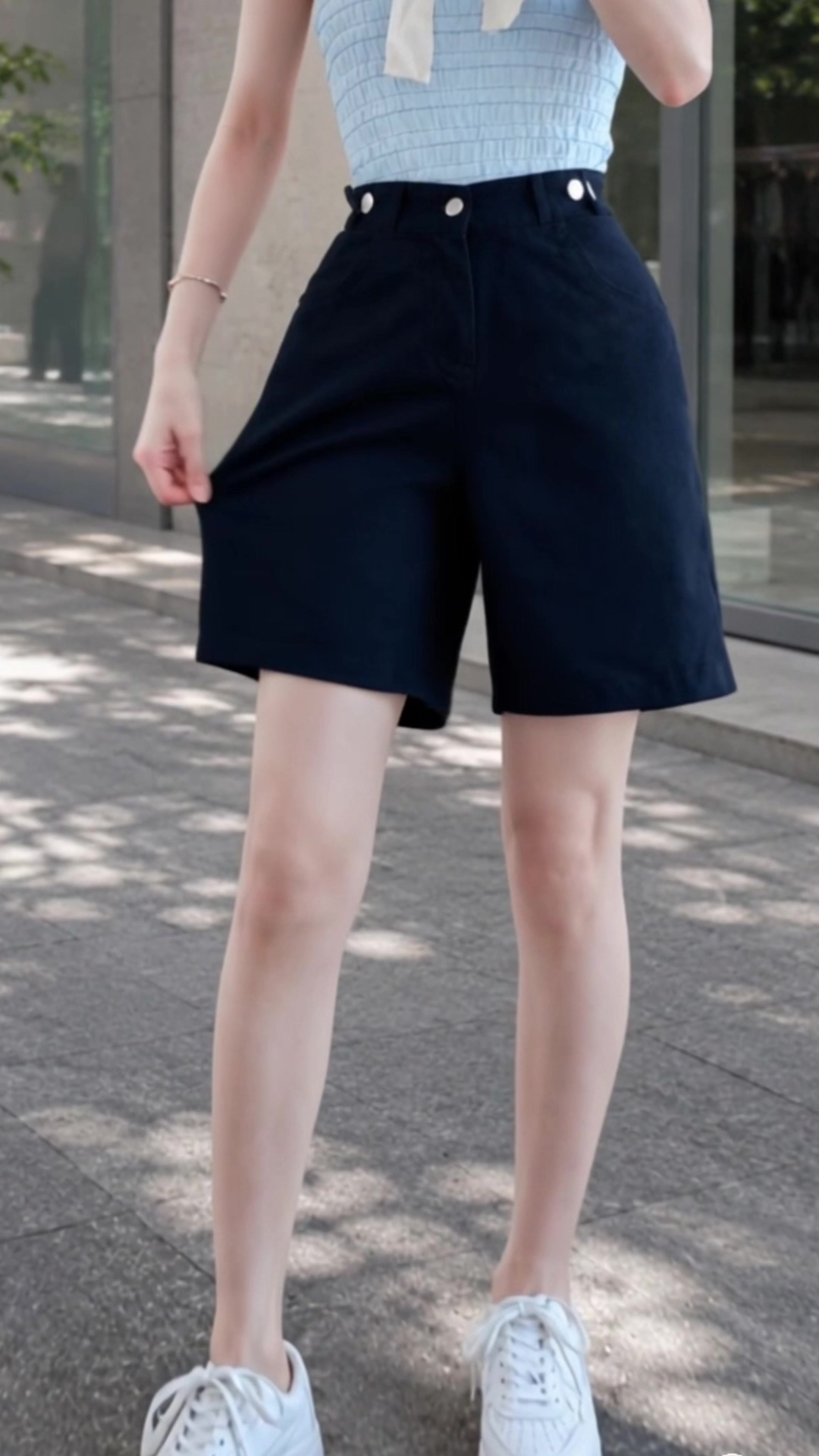 @Linhly