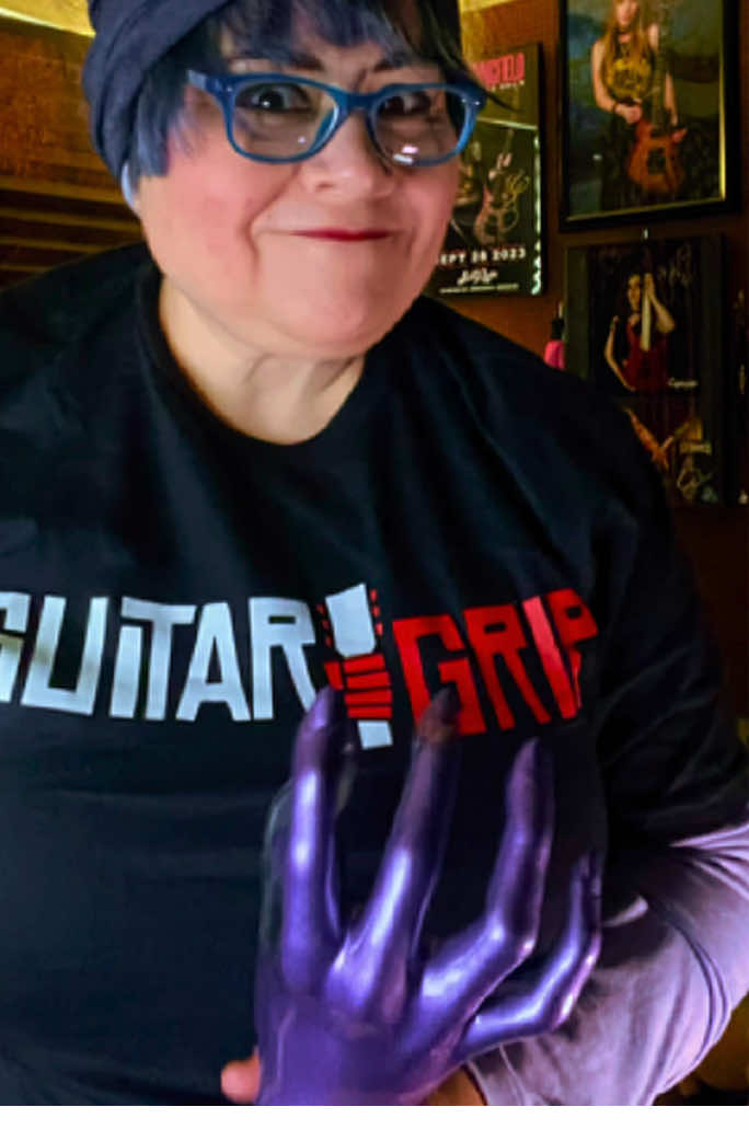@Miri⚡️GuitarAndBassPlayer