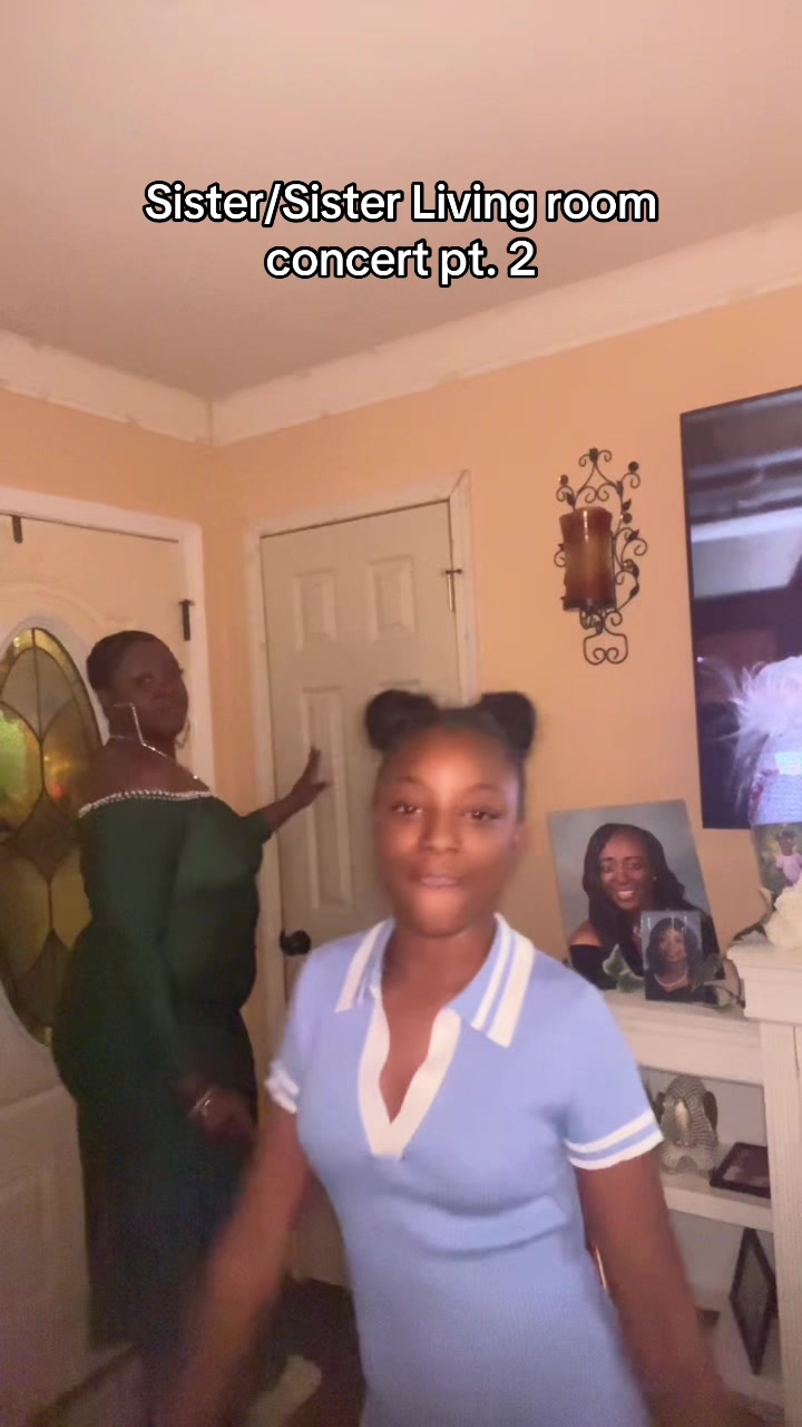 @Actress Shakira Brinae 🦋