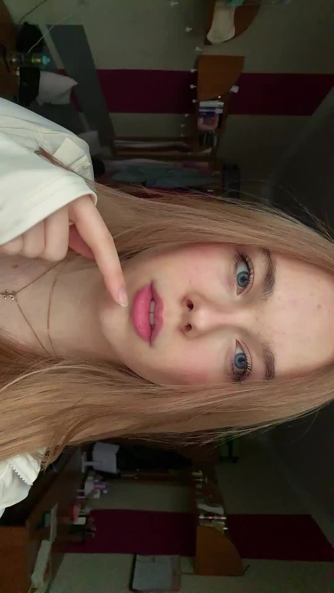 @🧸