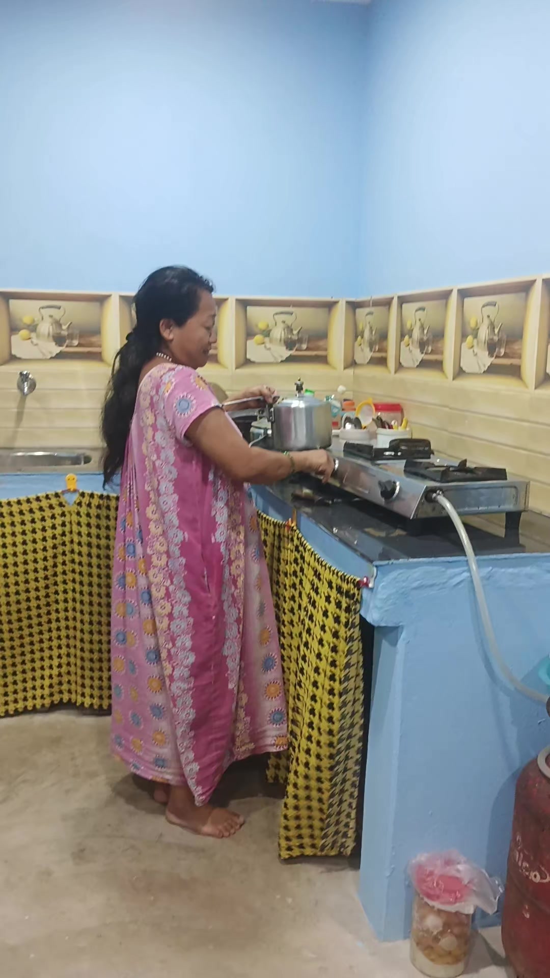 @Roji Rai