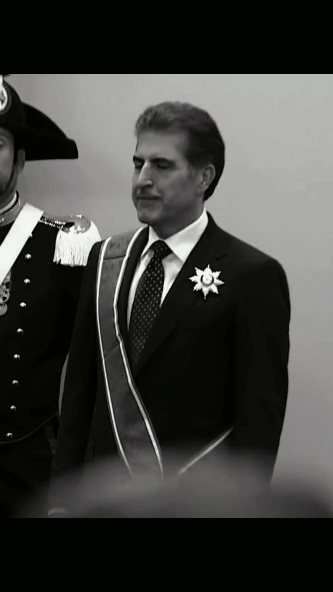 @𝐁𝐀𝐑𝐙𝐀𝐍𝐈♕-𝐄𝐃𝐈𝐓𝐎𝐑