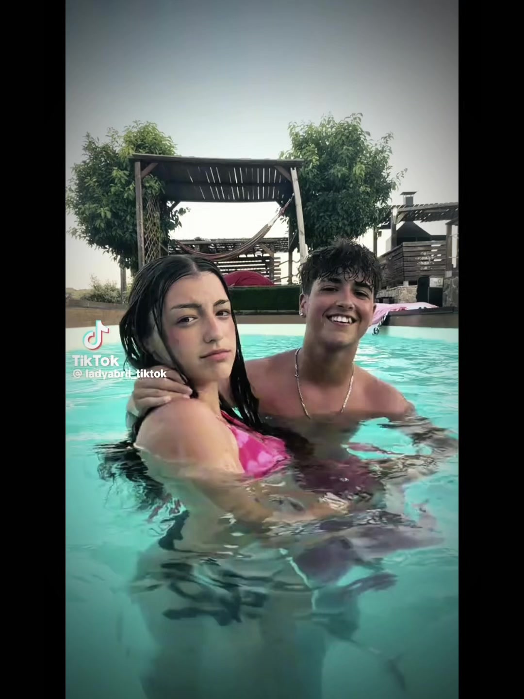 @abril y unai 💗