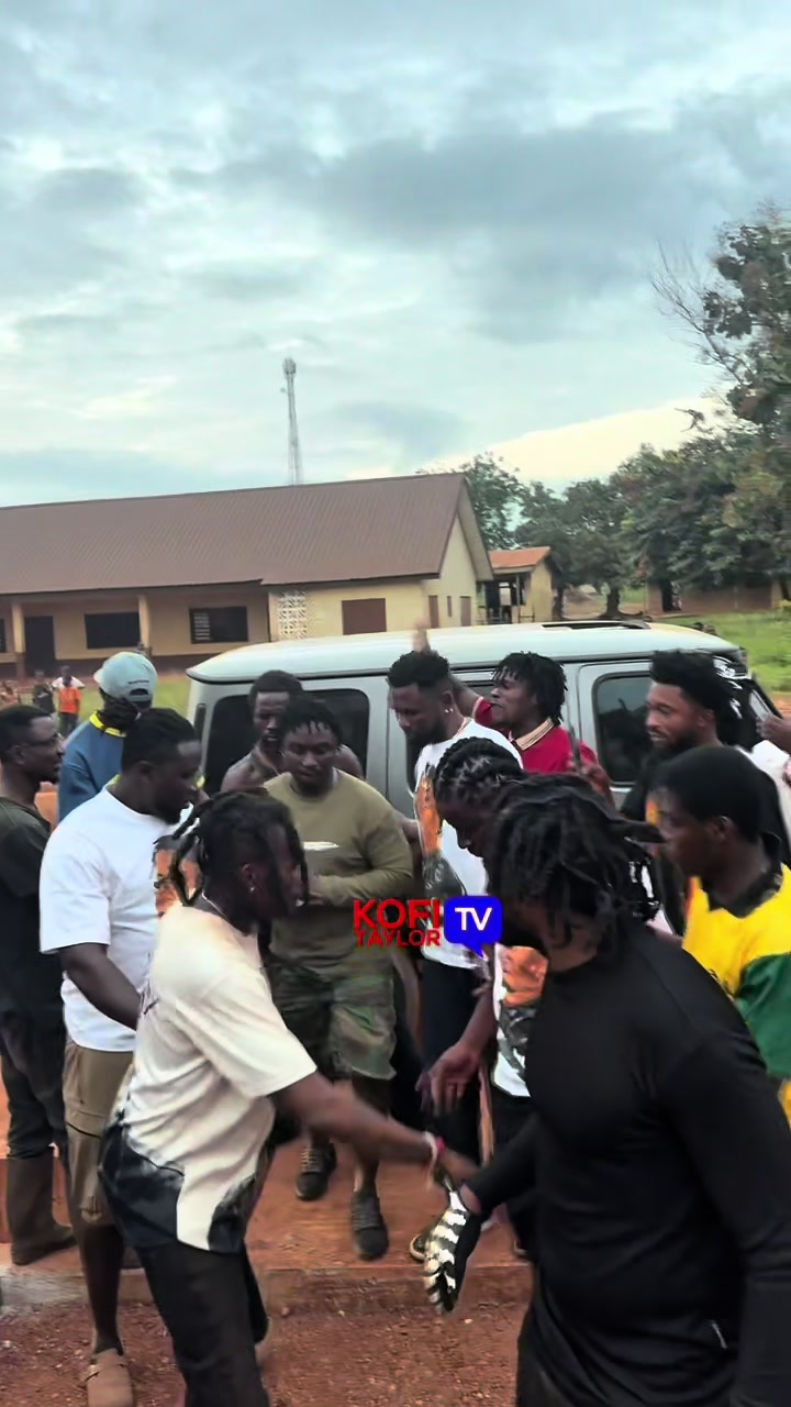 @KofiTaylorTv🇬🇭