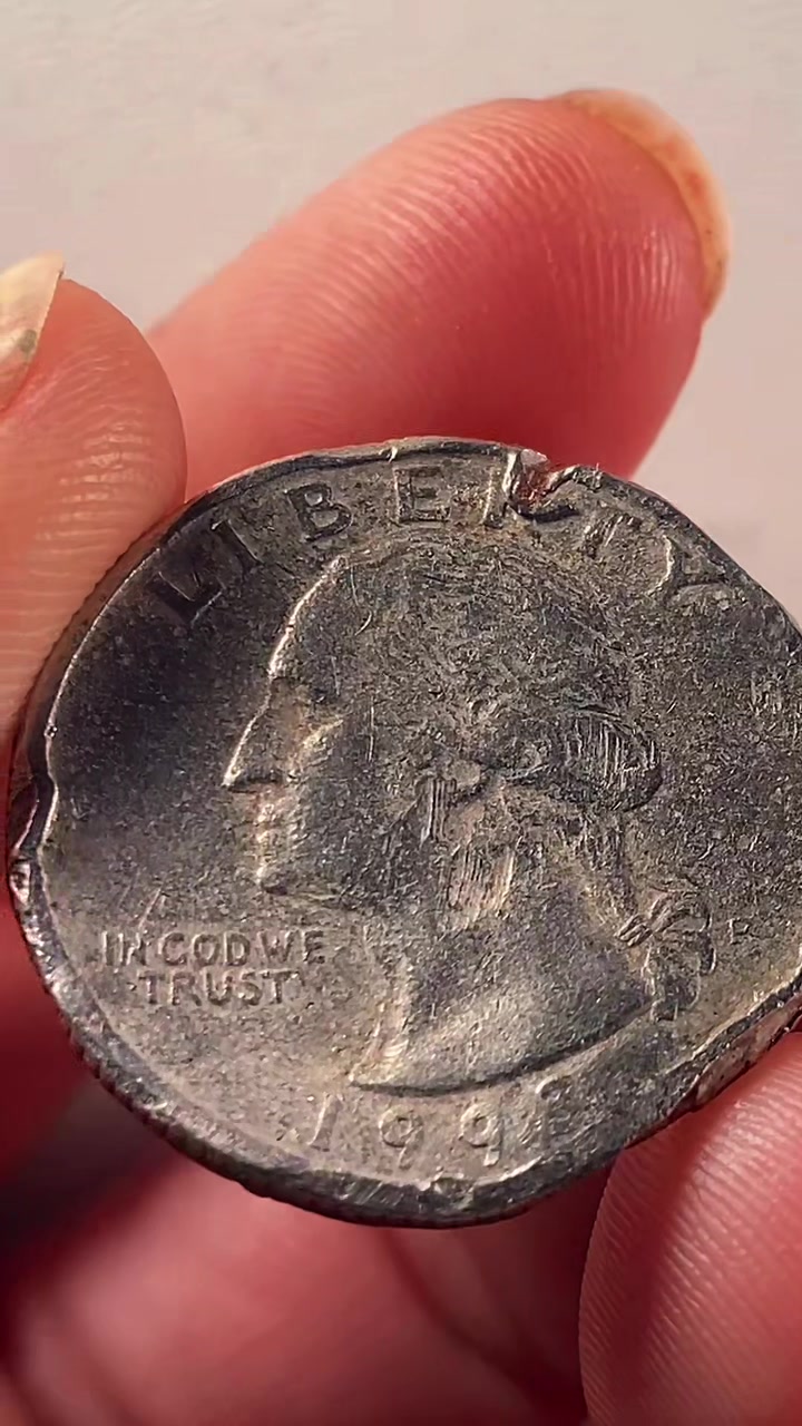 @DamagedCurrency ( Karen )