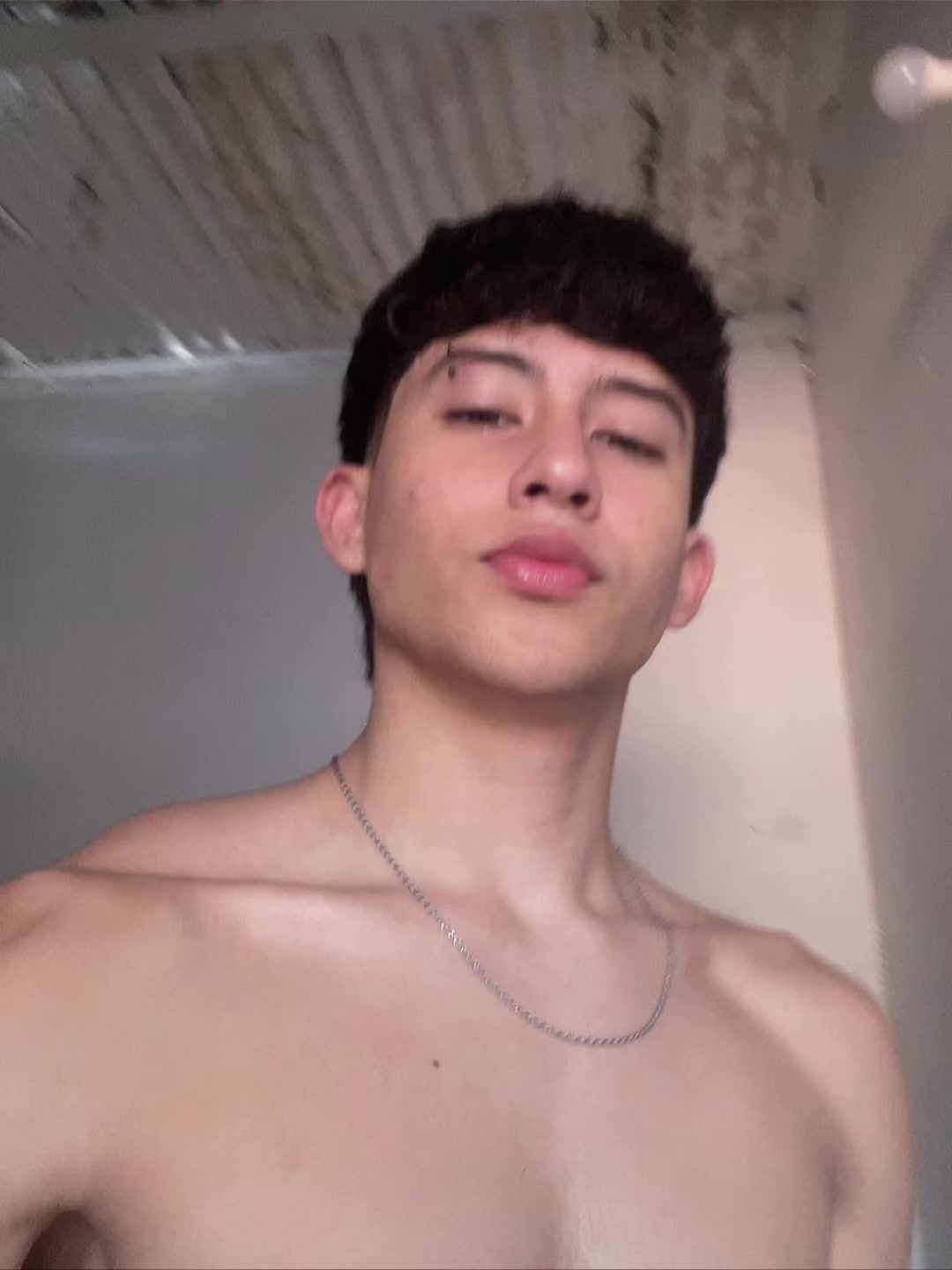 @soy_sebas_0ficial🧛🏻💜