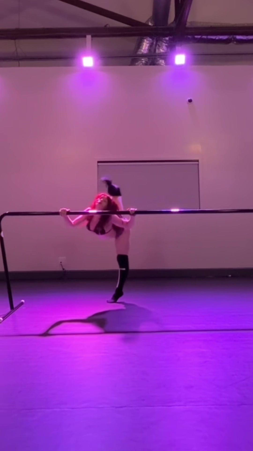 @CHLOSTAR