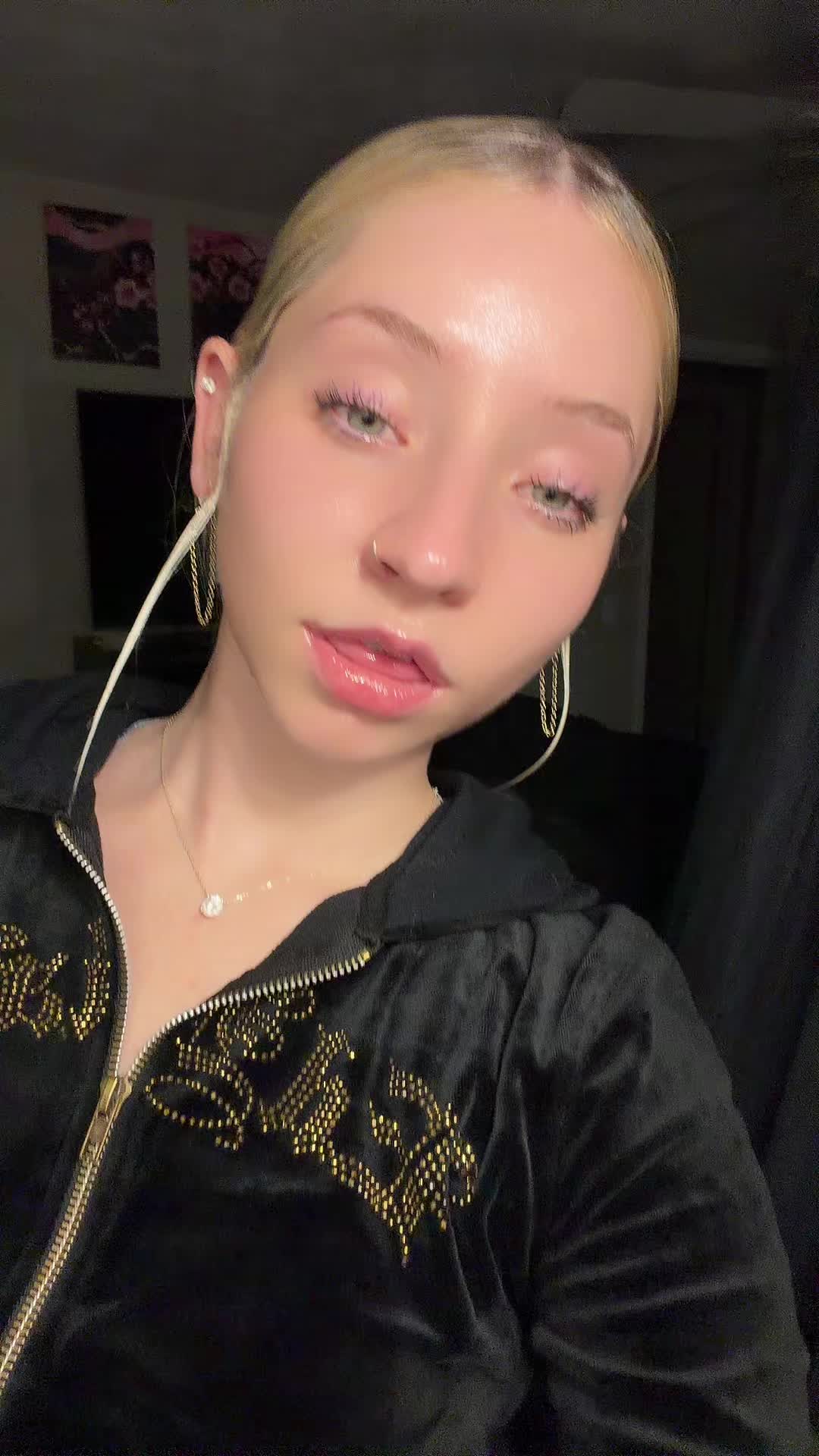@KCherrySpammm