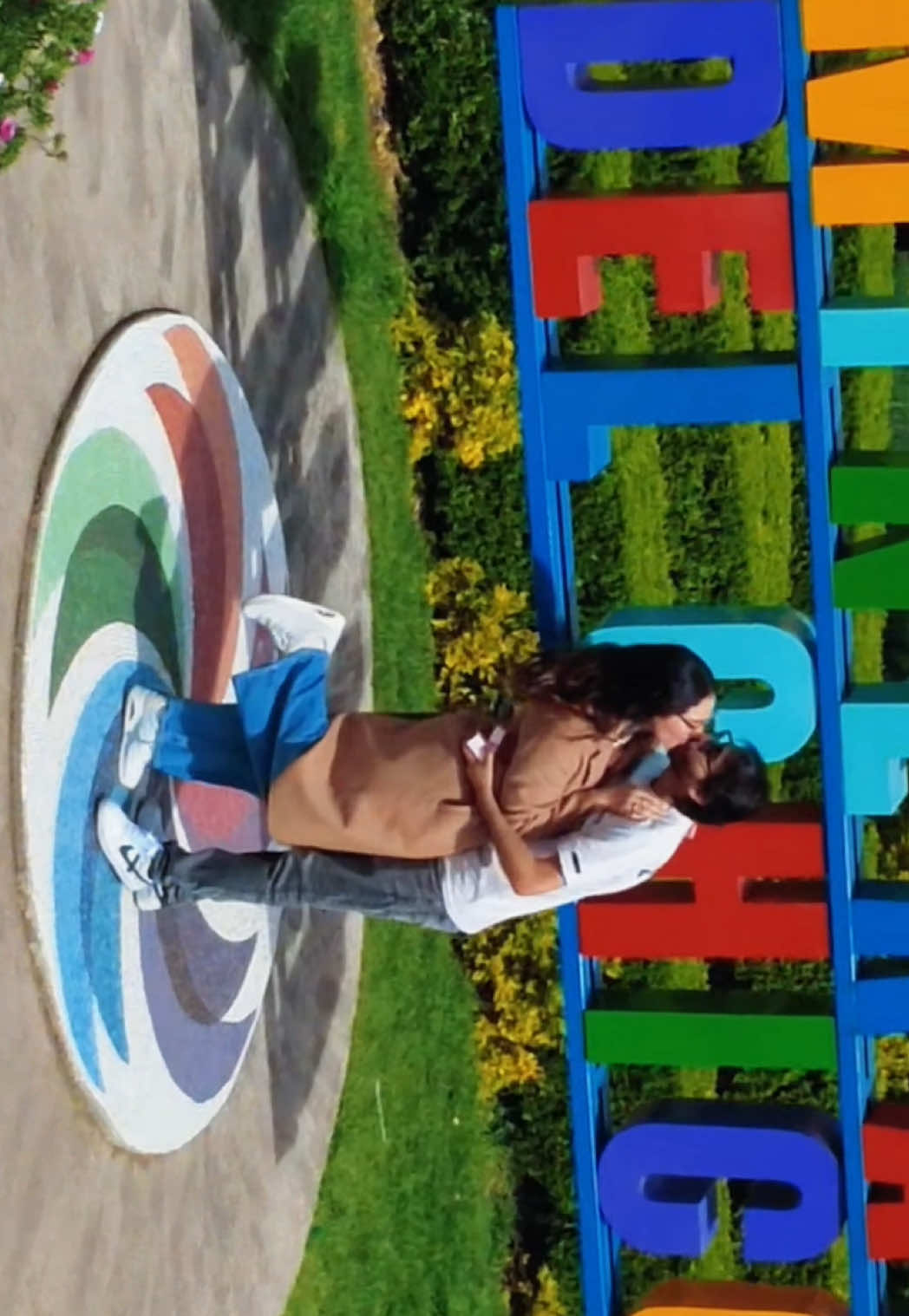 @VanessaLaHamburguesa