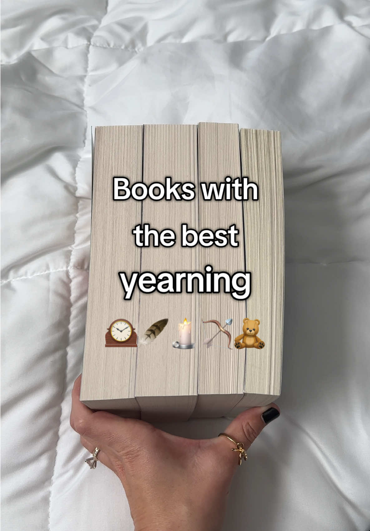 @readswithmegan