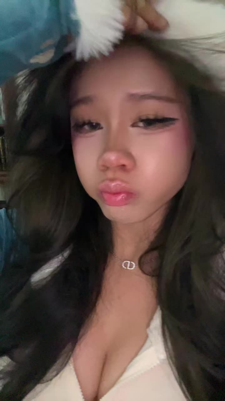 @Christina