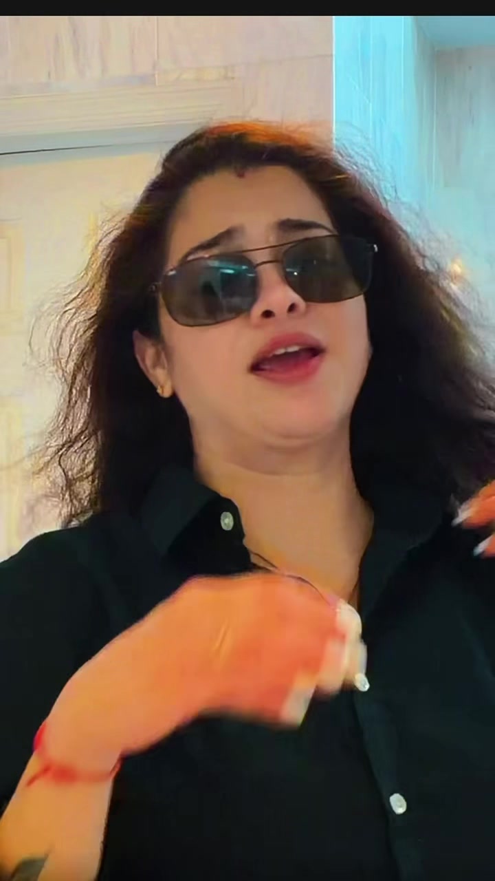 @Mayuri Dhaval Gandhi