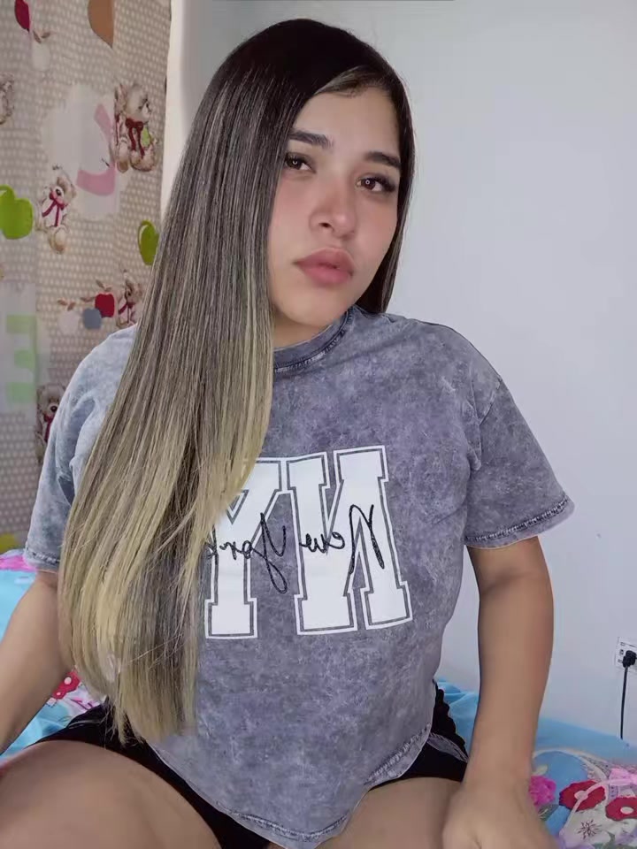 @Dani 🦂🌺🌸