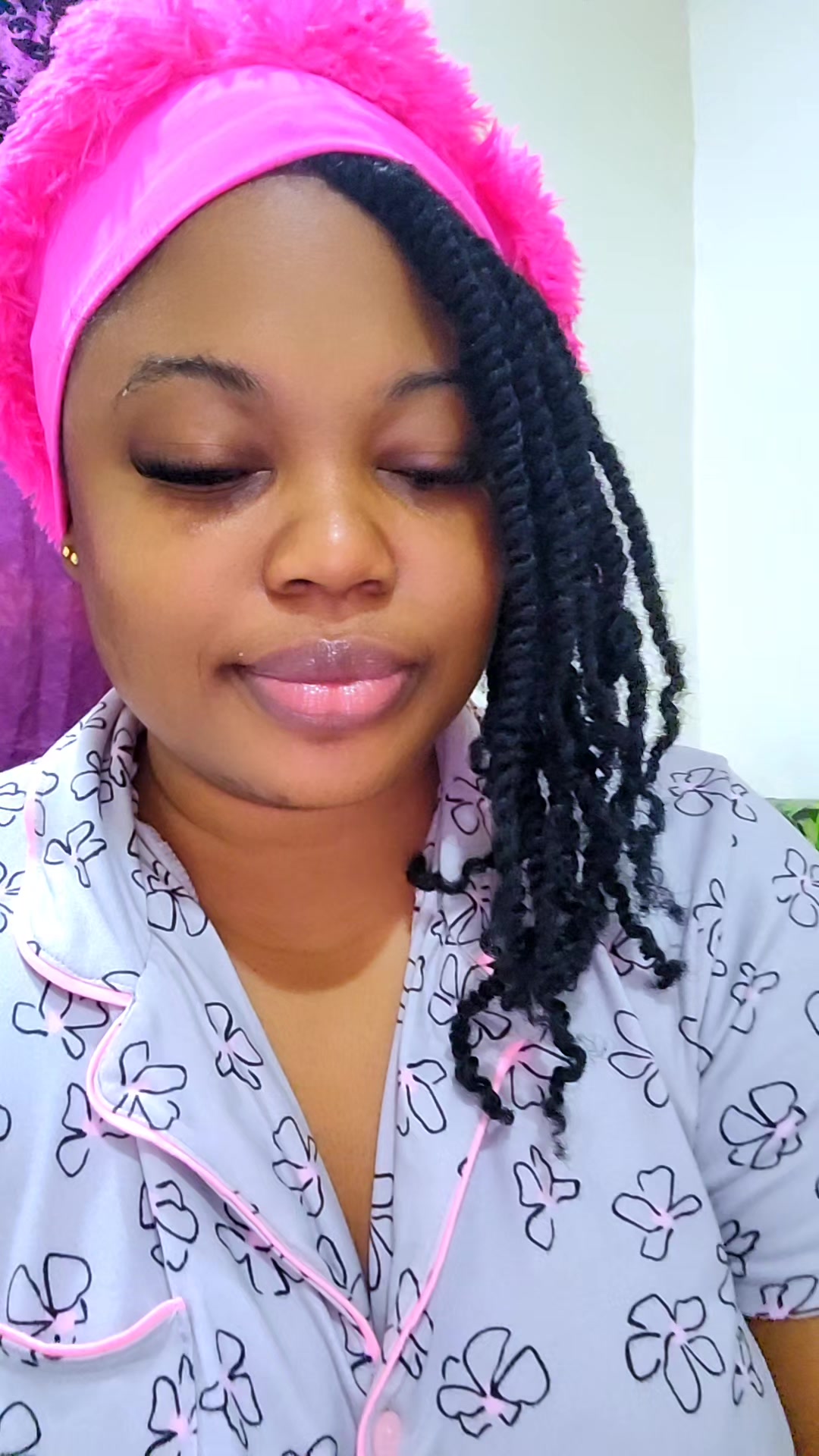 @✨️🦁Efya_Alphahourba🌋