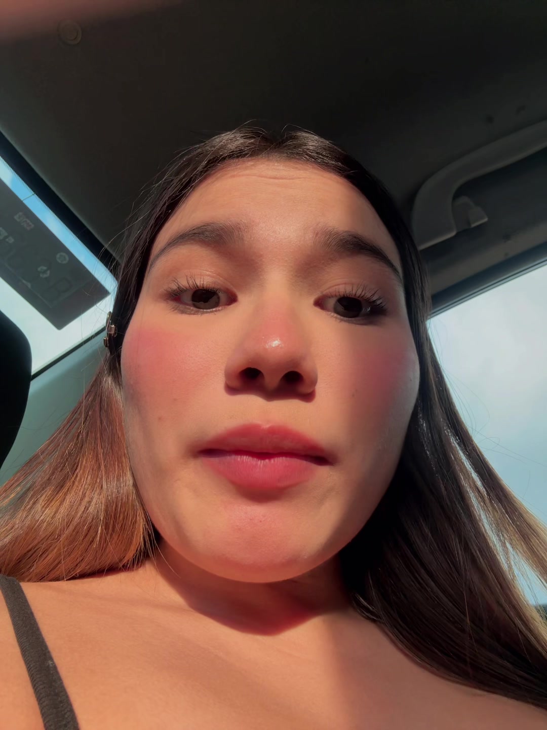 @sherlyn_cf