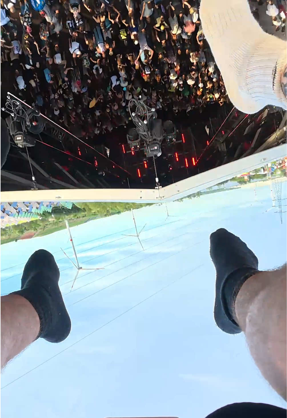 @GUESSWHOSDEAD