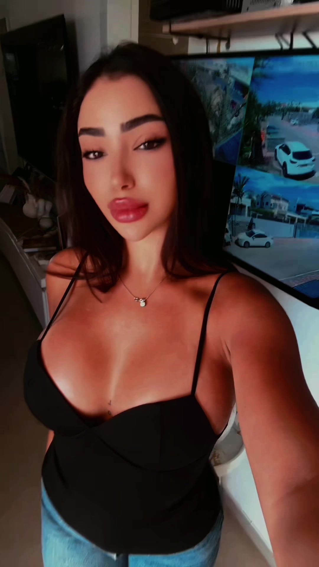 @shira akris