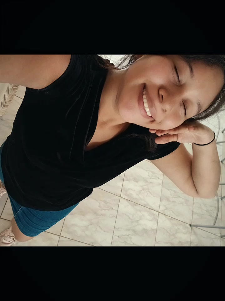 @🙃