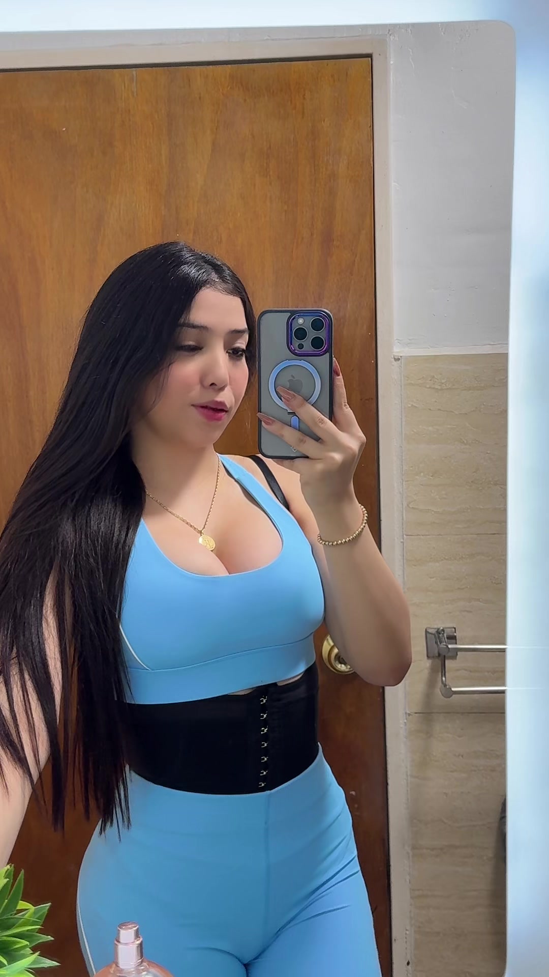 @Nicky🍒
