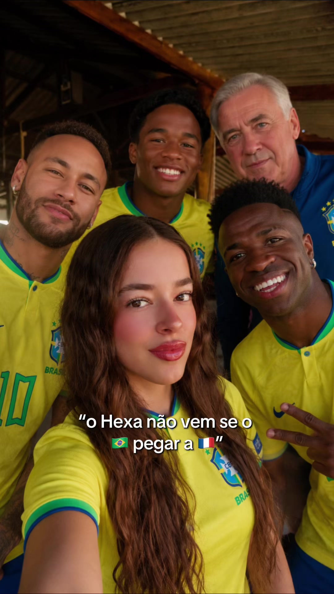 @Julia Andrade