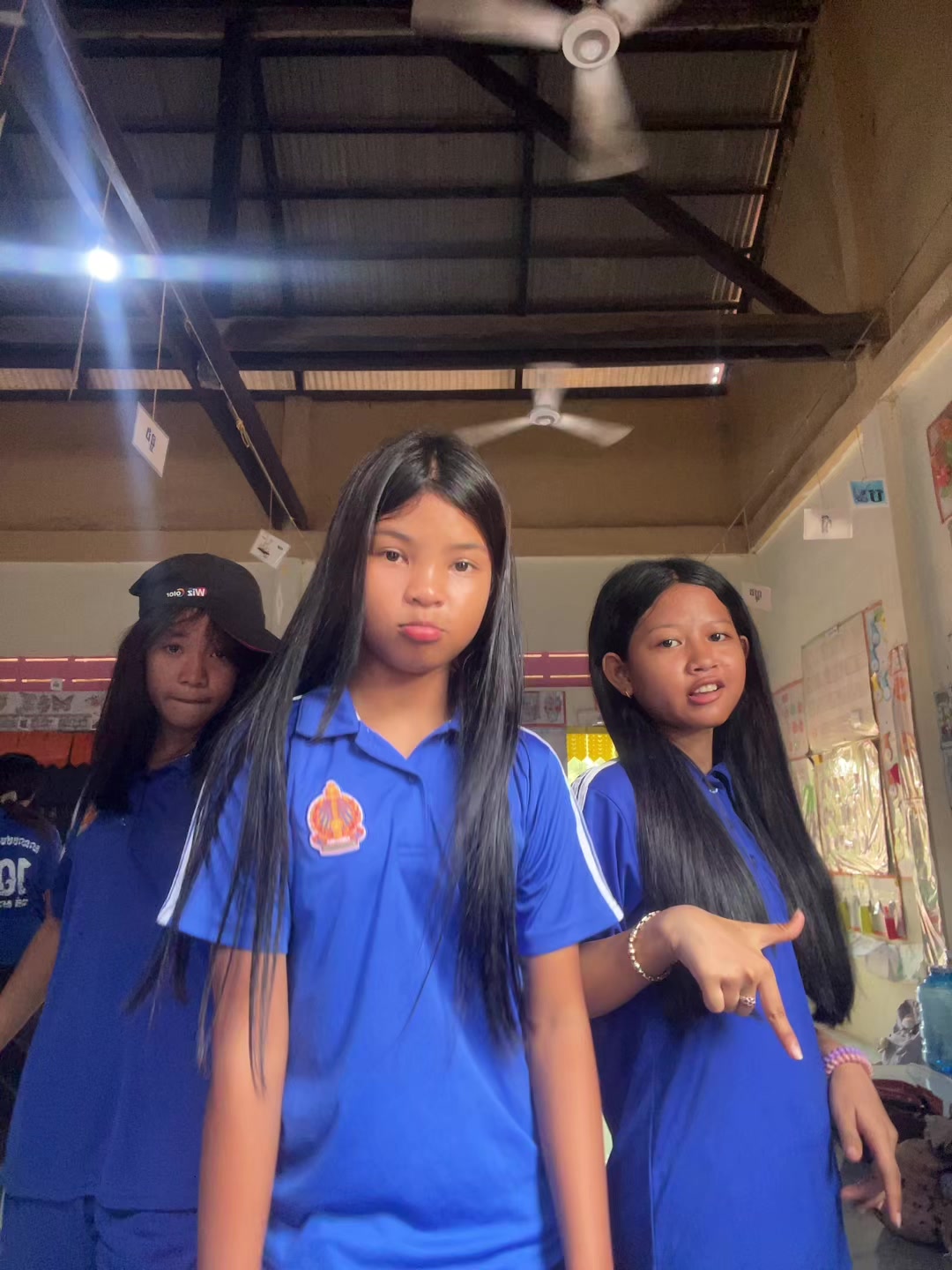 @CHE TRẢ