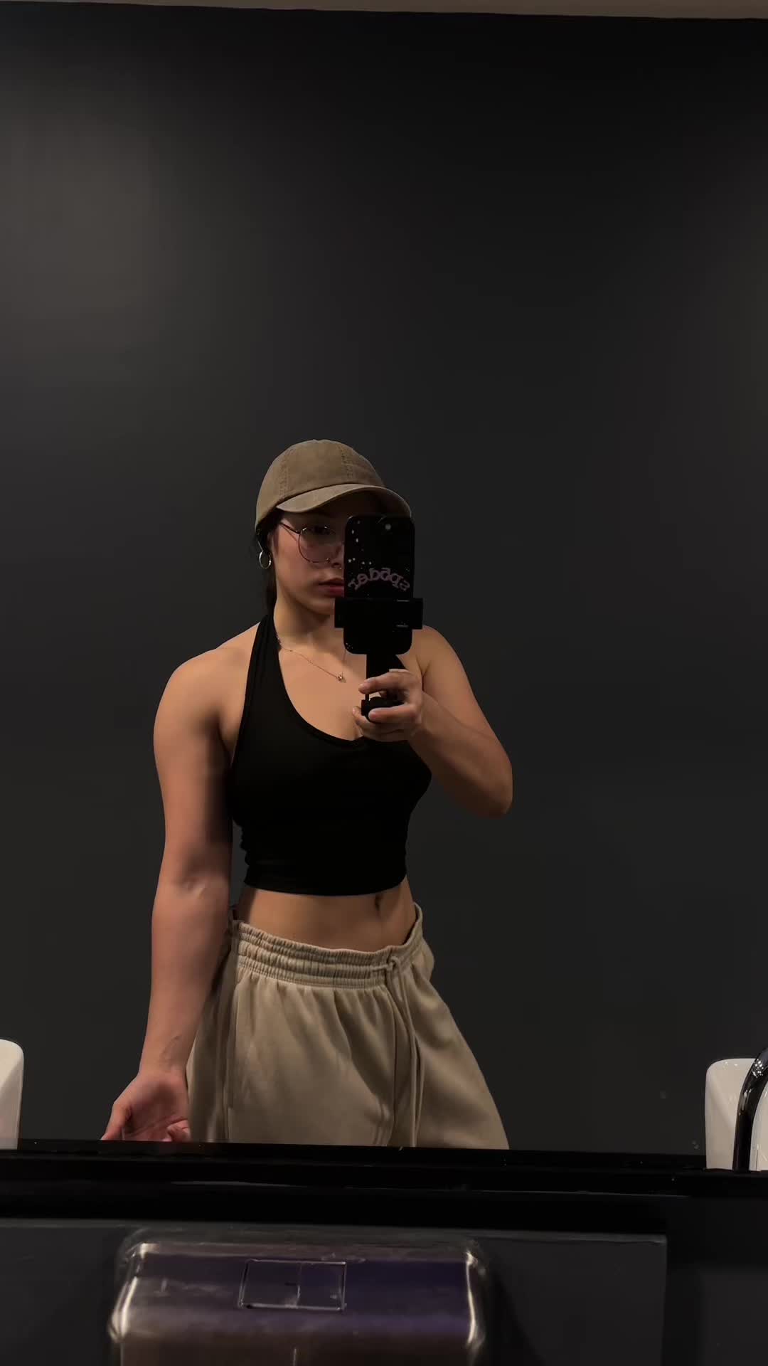 @Annarellacarvajal_