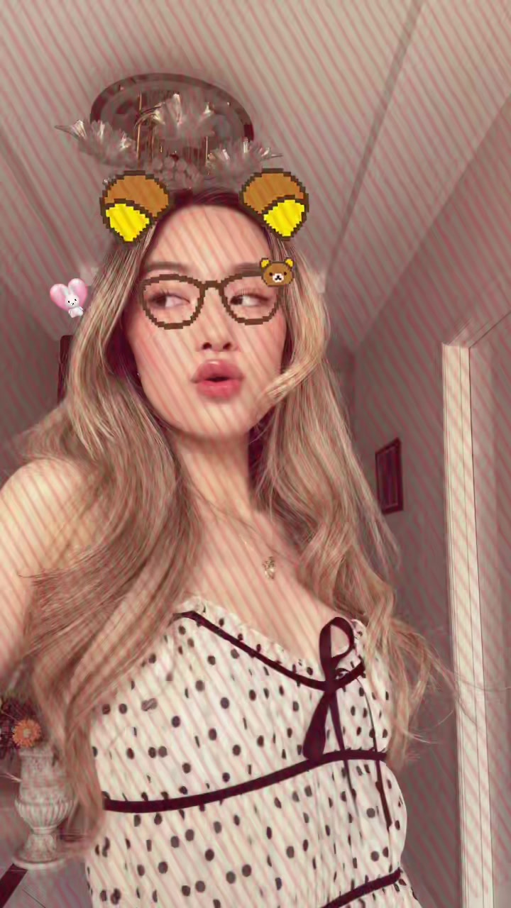 @Nicoleantic