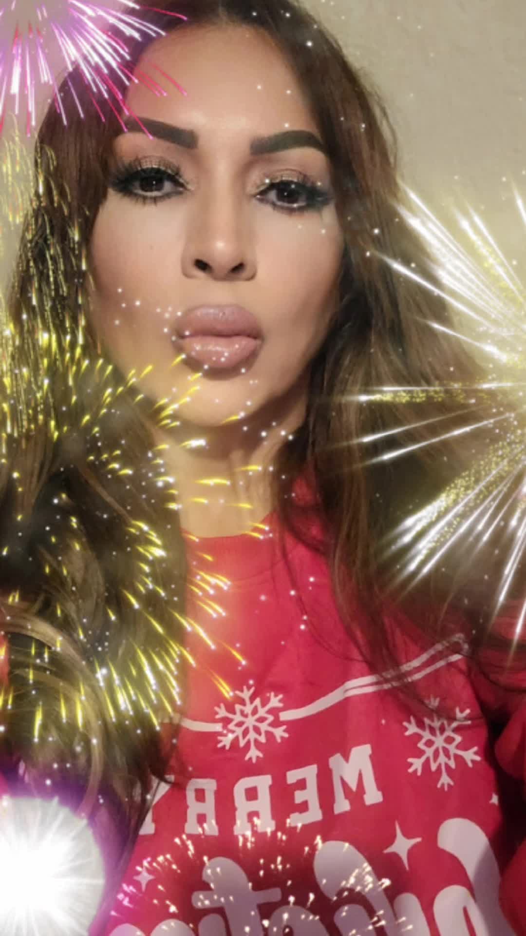 @Liliana Contreras🐥💜🐨🍉✨️👑