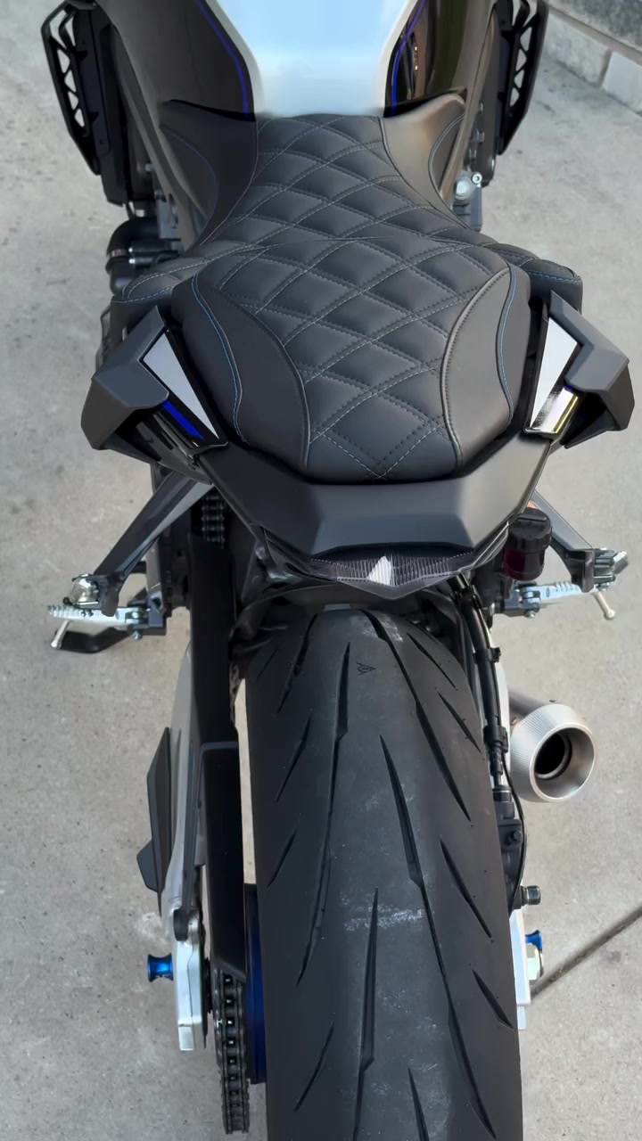 @RobbieMotoBikers🔥