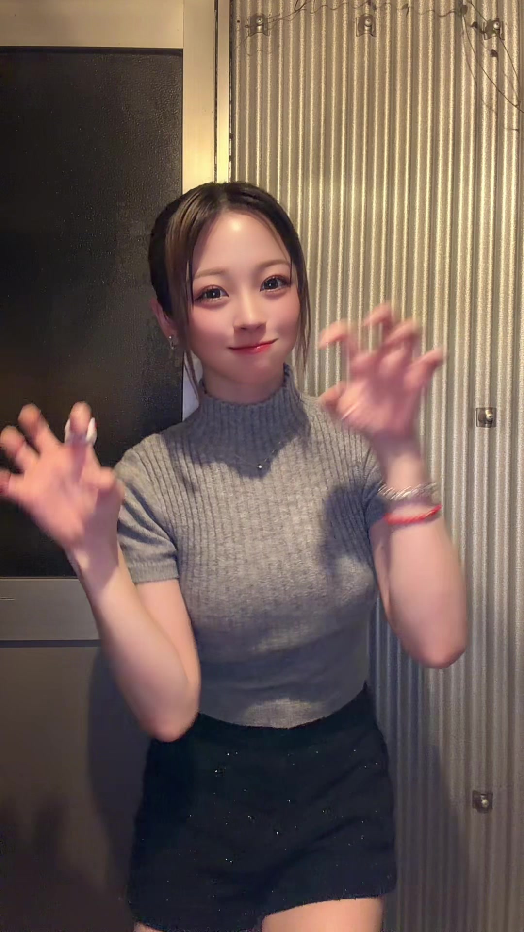 @りりあ