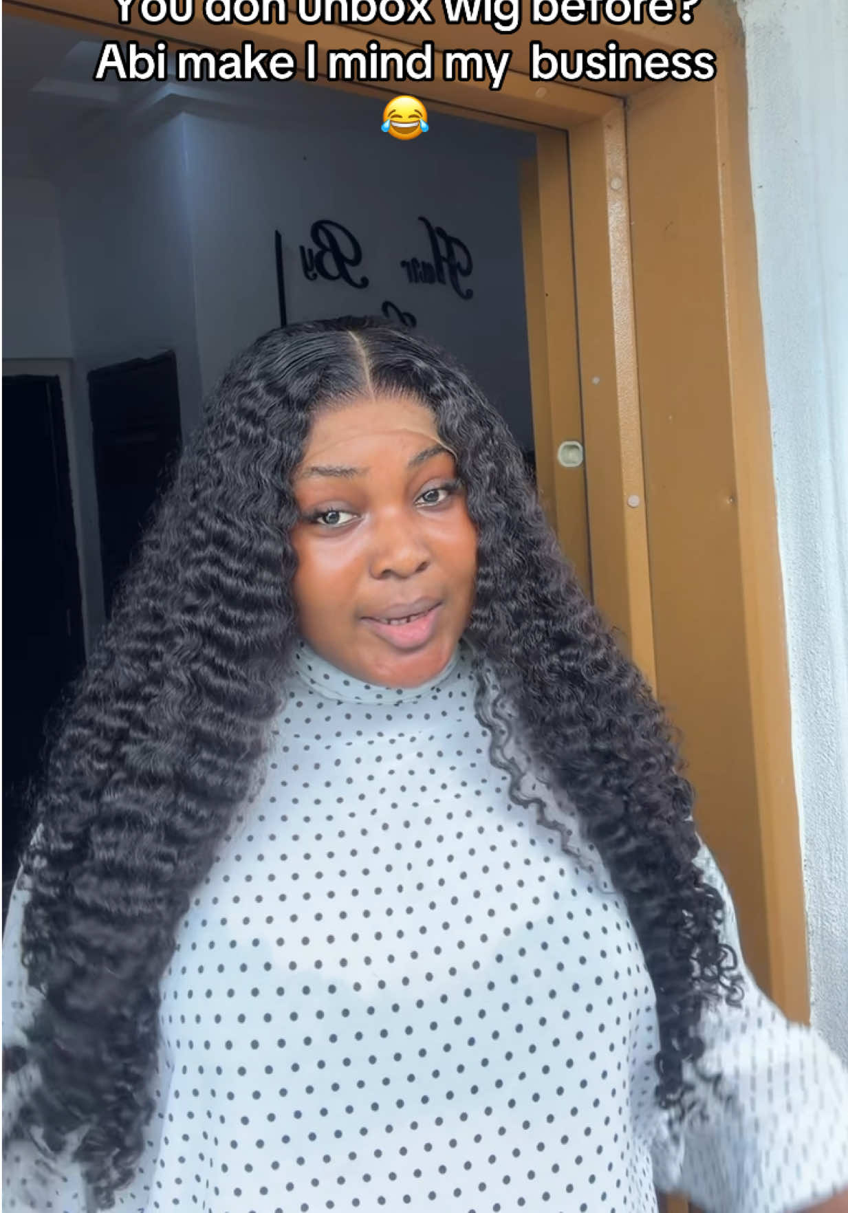@HAIRBYGLORY (HAIR BRAND)